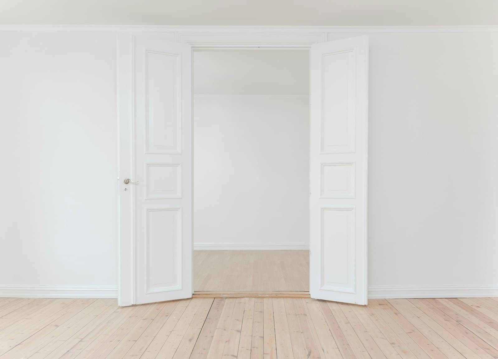 نما و هندسهٔ یک بنای مدرن
